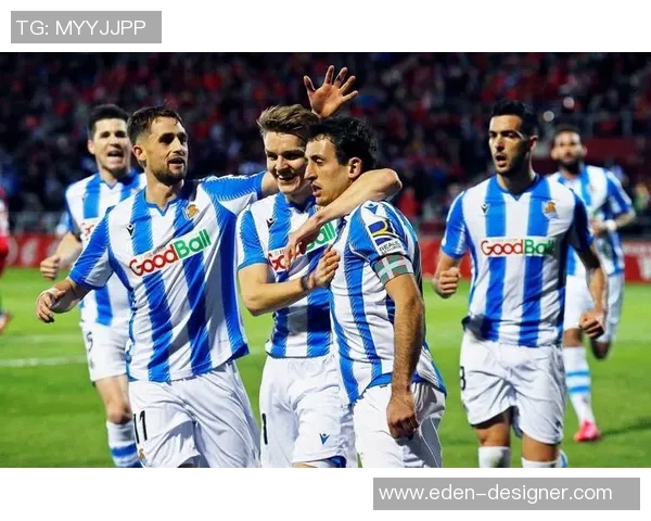 埃尔夫斯堡与索尔的精彩对决揭示足球战术与团队精神的较量